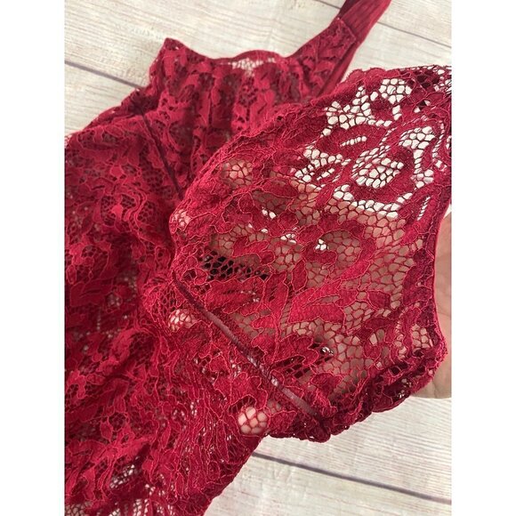 Victoria Secret Women's Red Sheer Lace Teddy - Medium - Picture 7 of 11